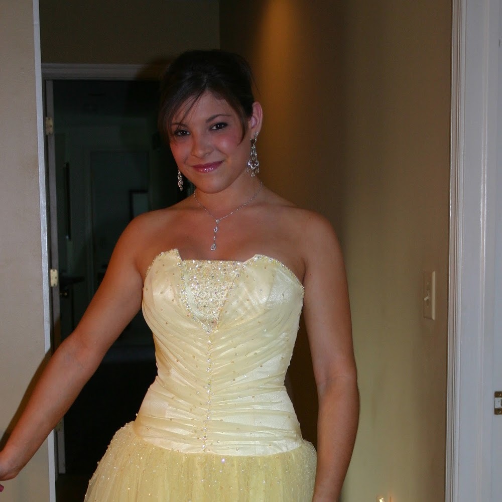 Meet your Posher, Genna